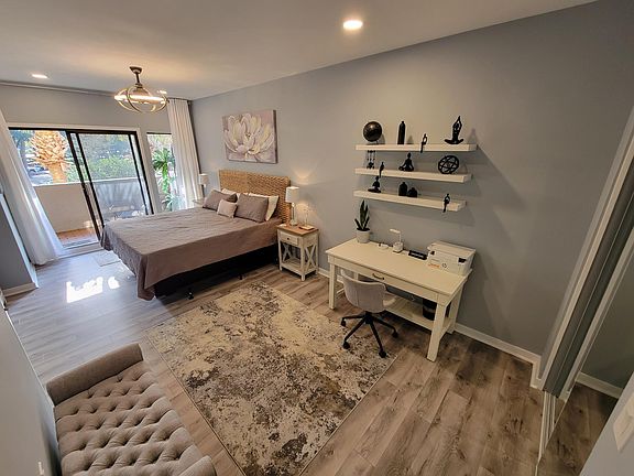 4th image of 13 Harbourside Ln