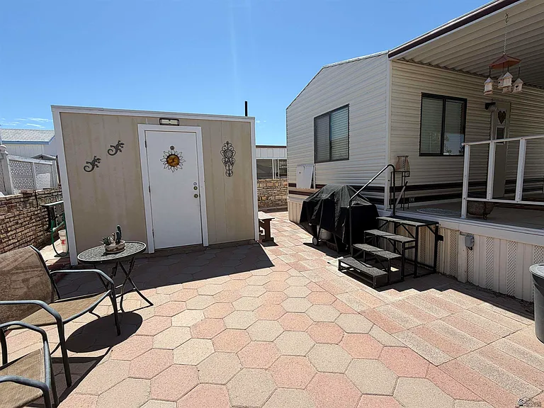 10322 E 29th Pl — Photo 5