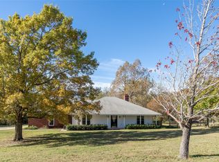 1904 Hash Rd, Lancaster, TX 75146