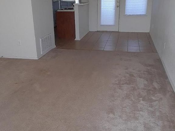 4th image of 5804 Redstone Dr APT D