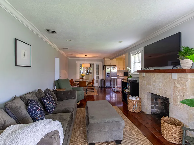 210 Malverne Rd — Photo 7