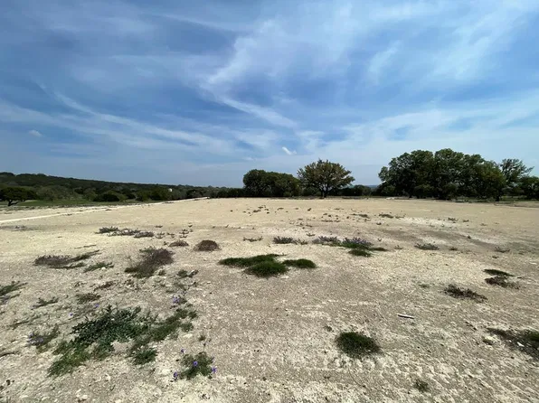 1016 E Albatross Way, Kerrville, TX 78028
