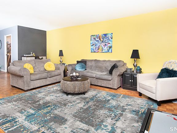 4th image of 25 Cartright Street #5F