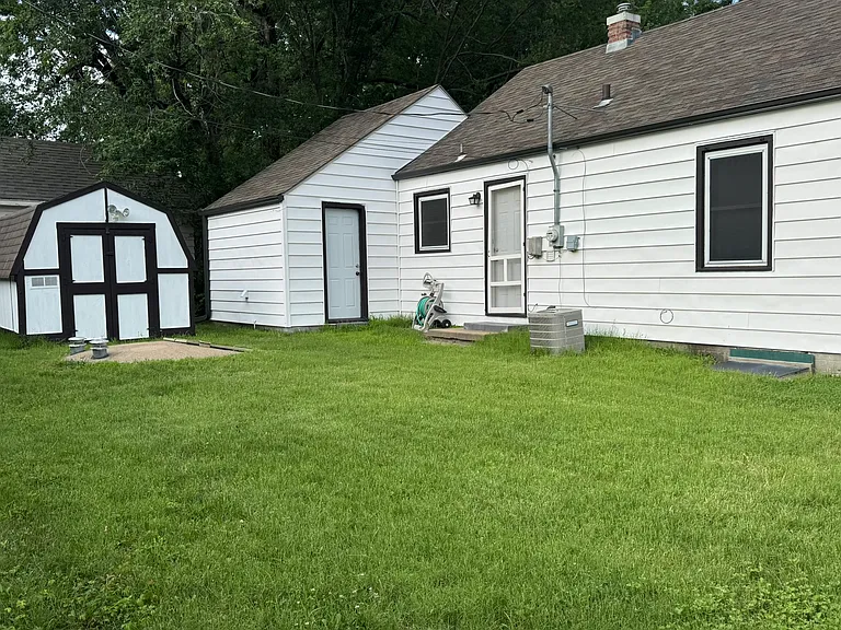 934 SW Anderson Ter — Photo 24