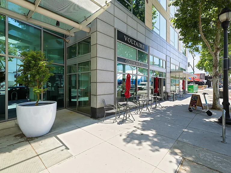 360 Residences — Photo 62