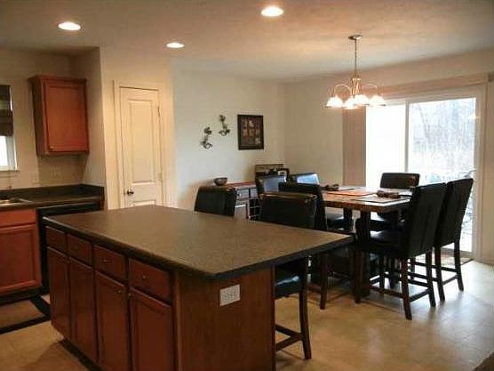 4th image of 8112 Loveridge Dr