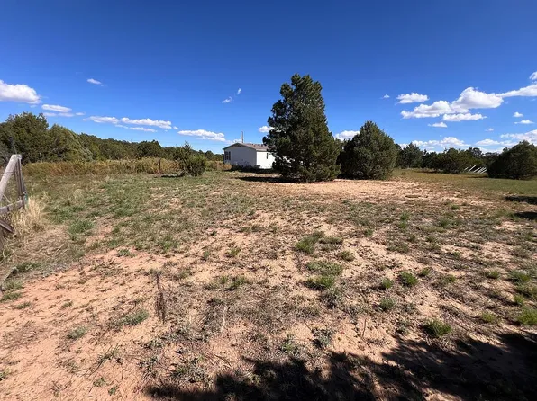 14 Camino Vega Dr, Tijeras, NM 87059