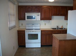 1880 El Camino Dr, Xenia, OH 45385