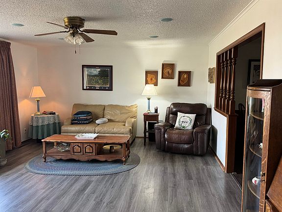 3rd image of 509 N Manning Dr