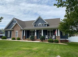 800 Windingbrook Ct, Cookeville, TN 38506