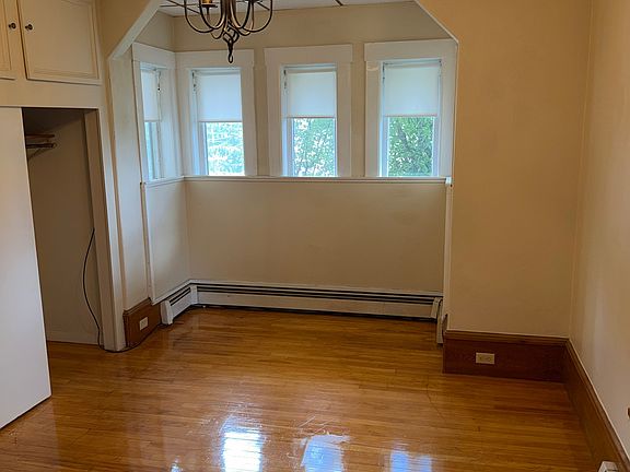 4th image of 47 Lincoln St APT 1