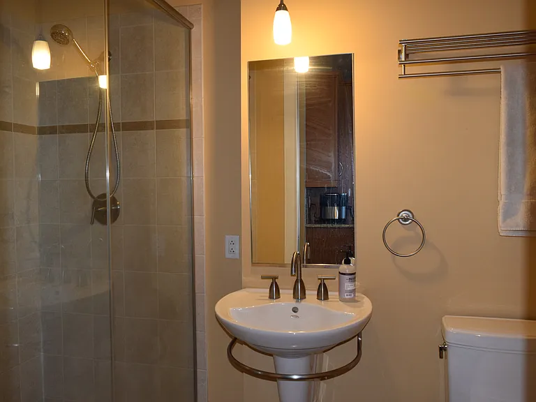 2608 Erwin Rd #401 — Photo 4