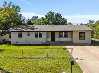 3409 N 49th St, Fort Smith, AR 72904