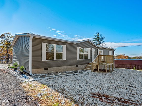 2nd image of 123 Friendship Ln