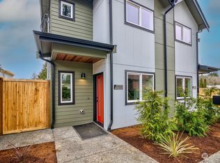 1755 NE 105th St, Seattle, WA 98125
