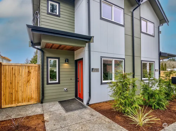 1755 NE 105th Street, Seattle, WA 98125