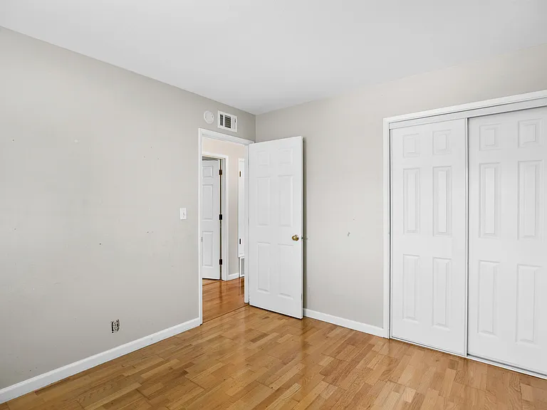 1319 Wylie Way — Photo 11