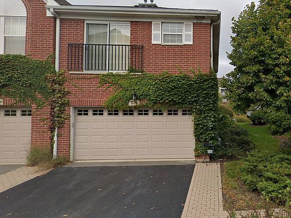 4th image of 1124 Kensington Dr