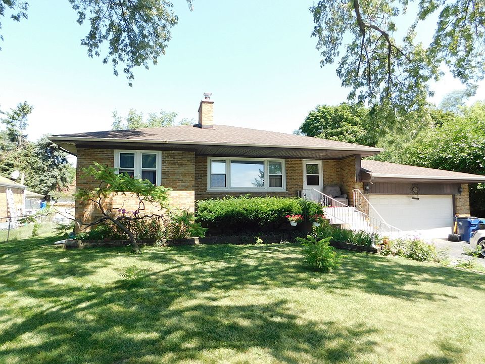 1st image of 1213 Medinah St