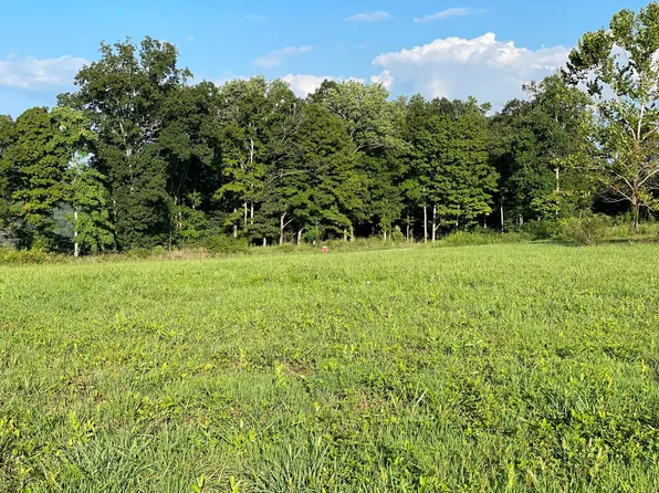 47 Gracie Ln, Russell Springs, KY 42642