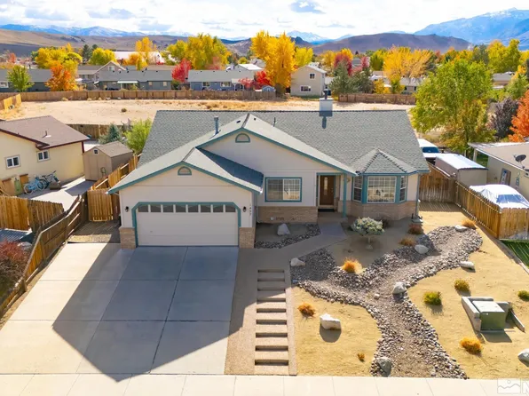 1457 Angora Dr, Gardnerville, NV 89460