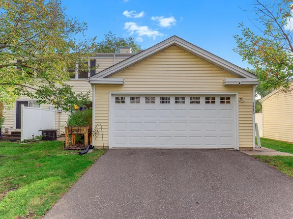 1480 Granada Ave N, Oakdale, MN 55128