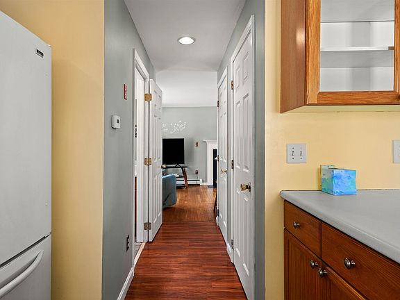 5th image of 5 Magnolia Lane