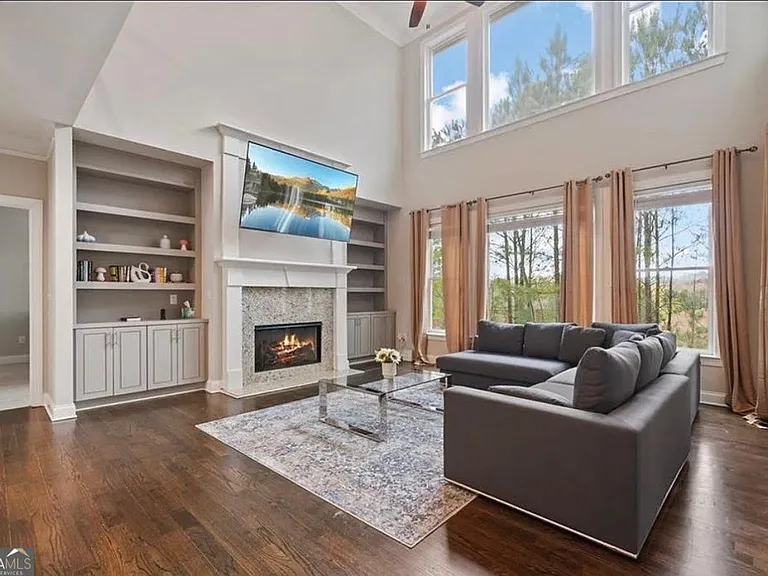 4402 Income Cir — Photo 17