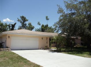 621 Grissom Rd NW, Lake Placid, FL 33852