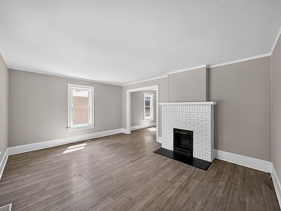 5th image of 511 Hammond St