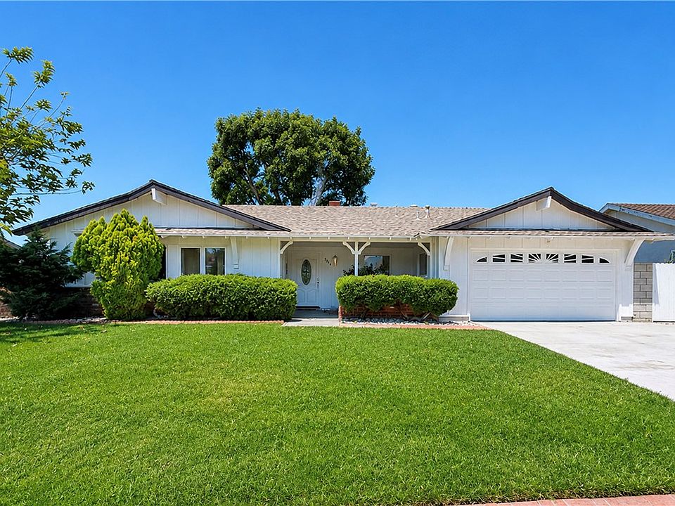 1st image of 3034 N Westhaven St