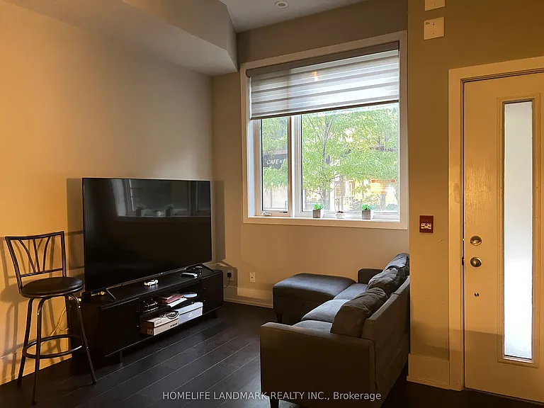 165 Pears Ave #Townhouse 7 — Photo 6