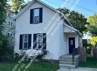 1120 3rd St NW, Grand Rapids, MI 49504