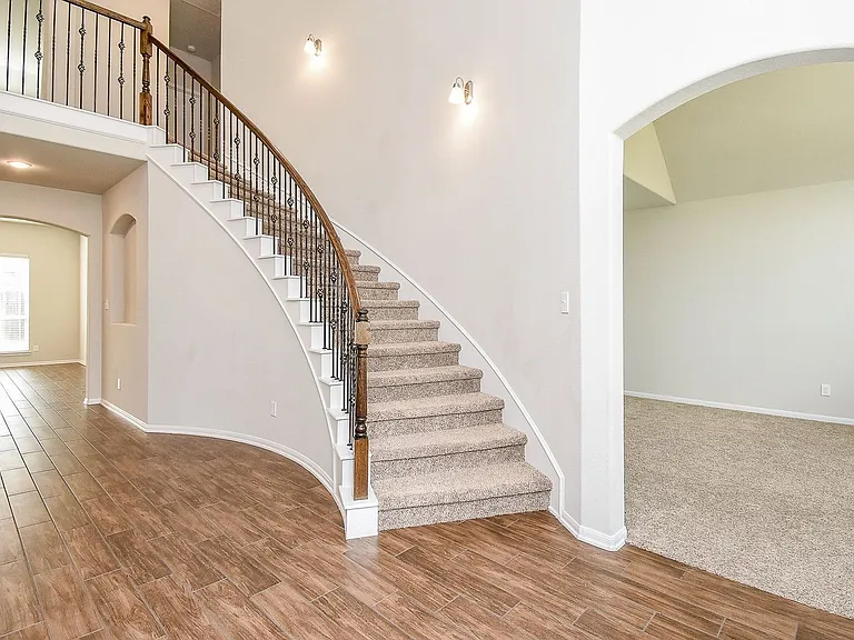 4442 Buentello Dr — Photo 20