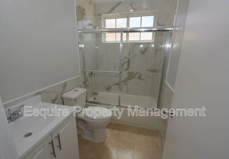 951 W Cedar Ct #1 — Photo 11