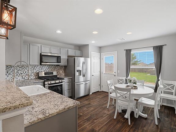 4th image of 9621 Eli Dr
