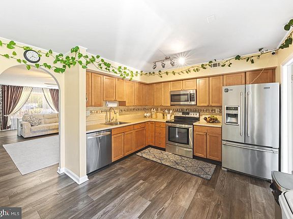 5th image of 1025 Bedlington Pl