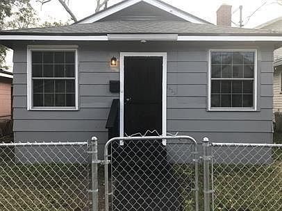 1st image of 1322 Steele St #14270437