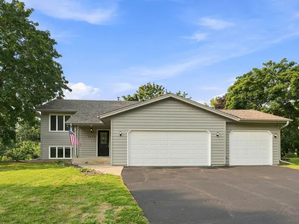1213 W 158th St, Burnsville, MN 55306