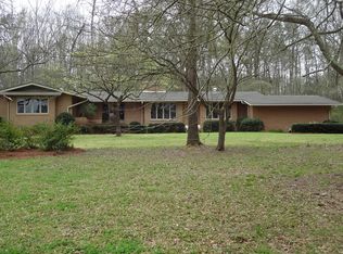 2112 Old Laurens Rd, Greenwood, SC 29649