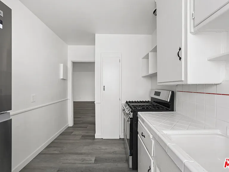 1200 S Citrus Ave #6 — Photo 14