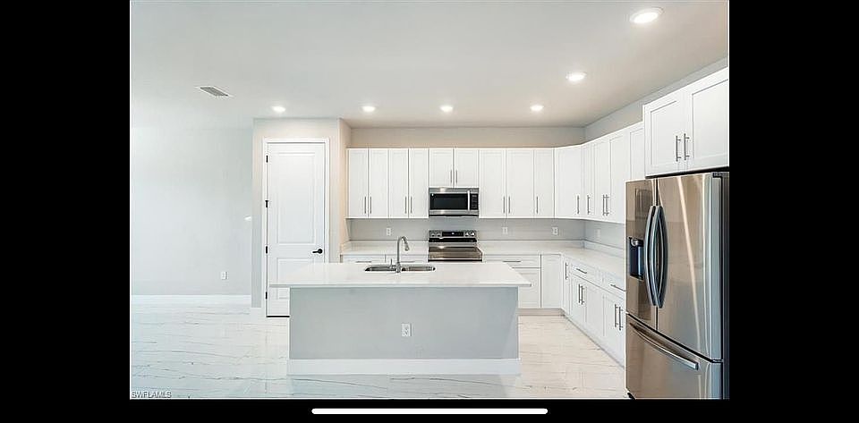 1st image of 12094 Maiden Ln