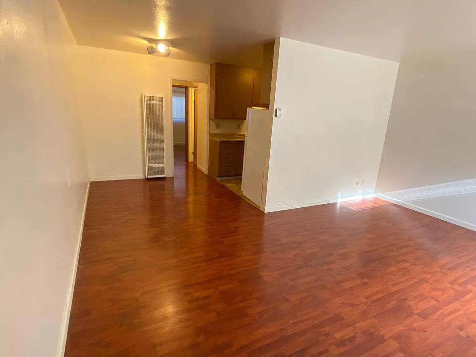 1146 Washington Ave #3