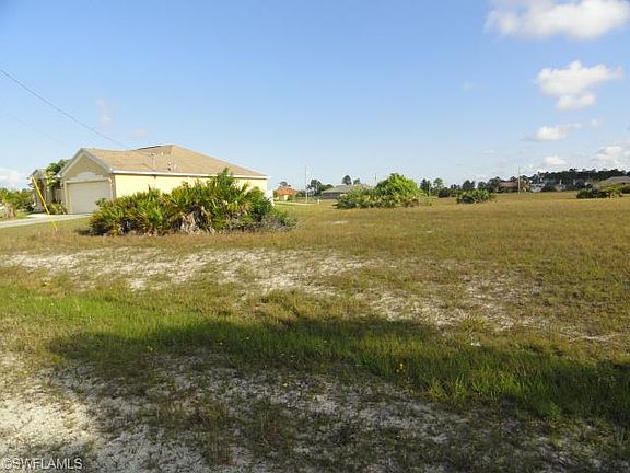 4th image of 2515 NW 20th Ter