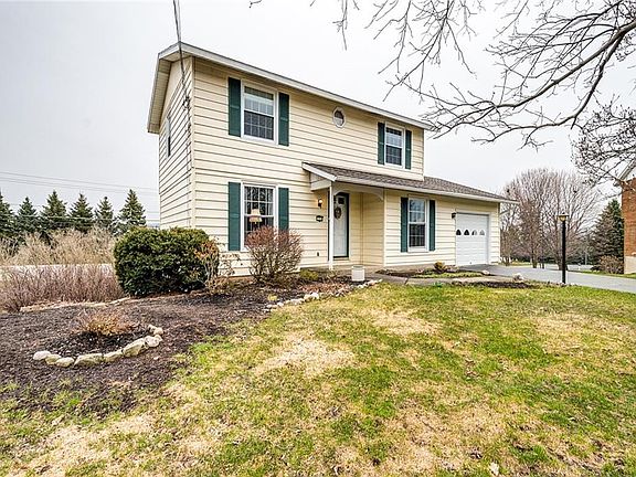4th image of 7214 Andover Cir
