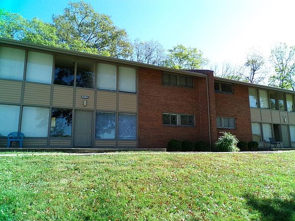 3rd image of 1106 Forest Hill Dr #11-06