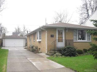 87 Neumann Pkwy, Buffalo, NY