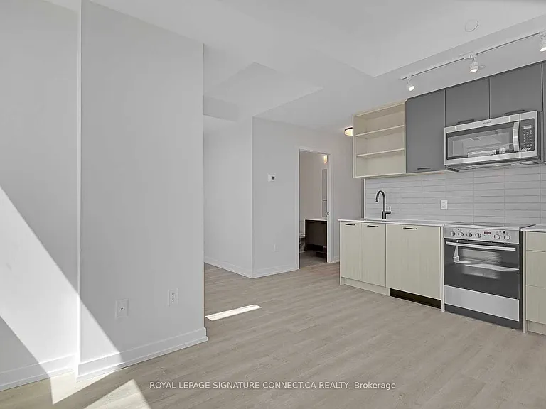 2300 Saint Clair Ave W #309 — Photo 4