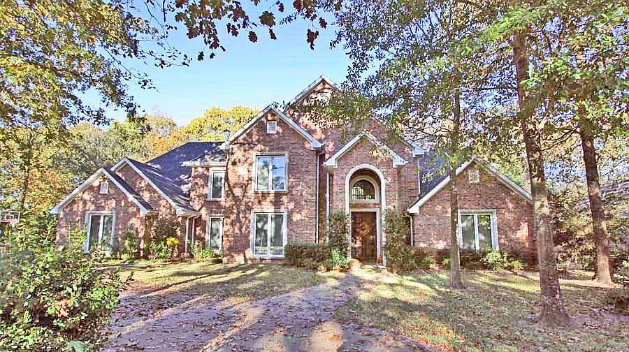 1st image of 4226 Lazy Creek Dr