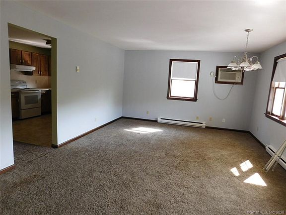 300 Boston Post Road